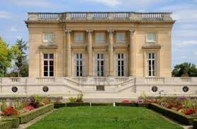 petit trianon.jpg